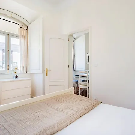 Baixa-chiado Getaway דירה ליסבון